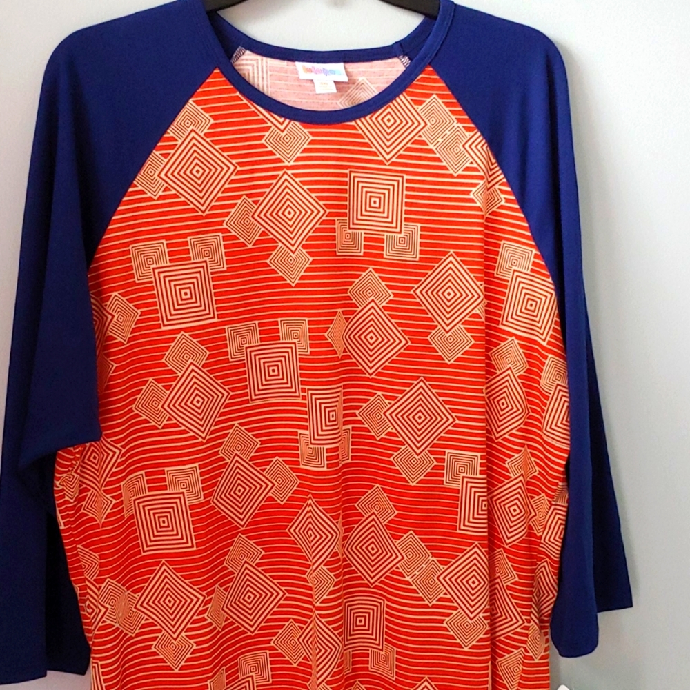 WOMEN'S DISNEY LU LA ROE TOP